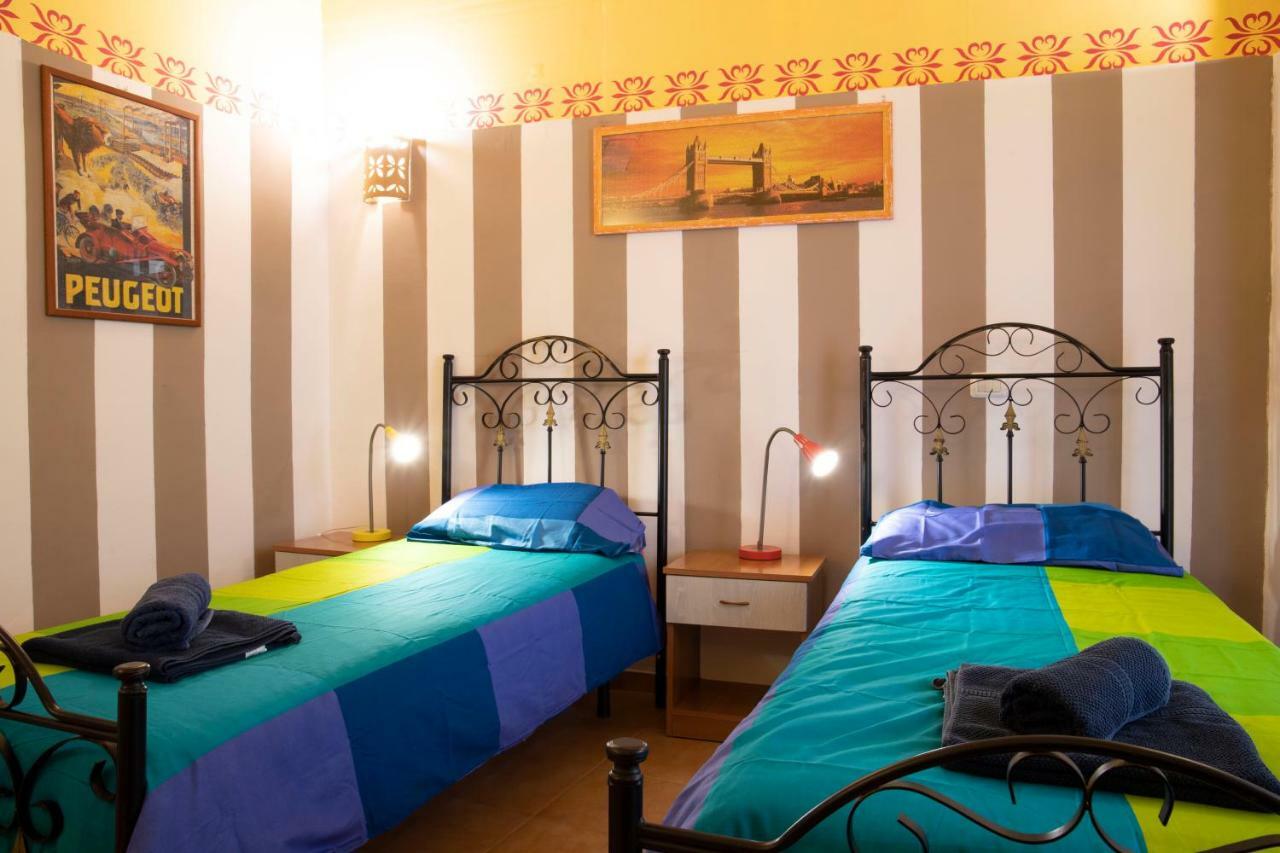 La Piazzetta Hotel Lecce Luaran gambar